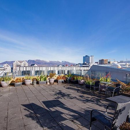 Penthouse Apartment With Panasonic Mountain View Reykjavík Esterno foto