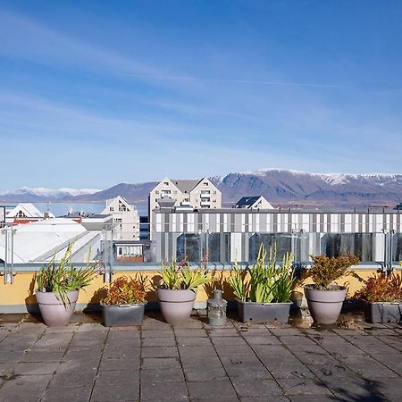 Penthouse Apartment With Panasonic Mountain View Reykjavík Esterno foto